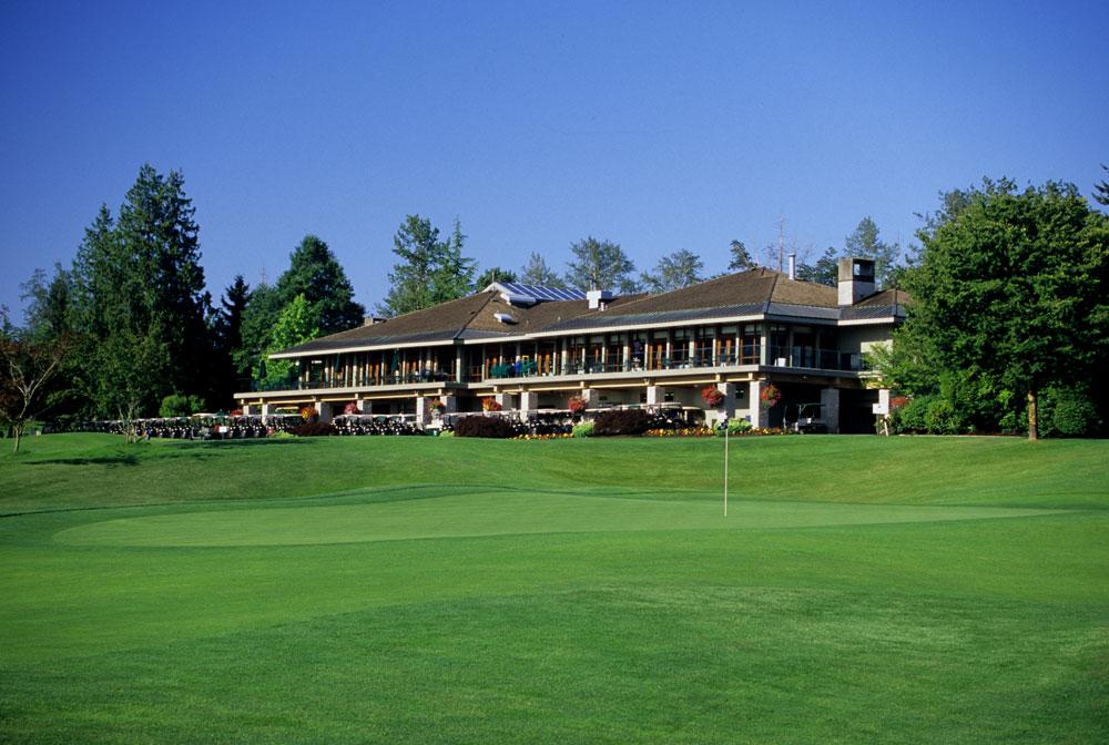 Hole-18-clubhouse